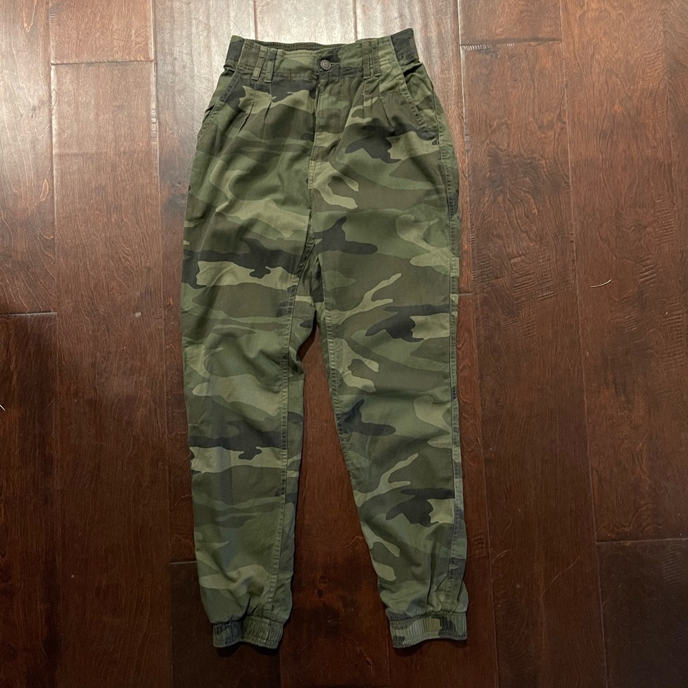 Hollister army pants